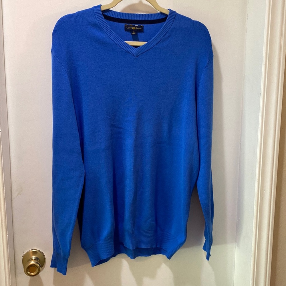 Club Room 100% cotton blue V- Neck sweater size M
